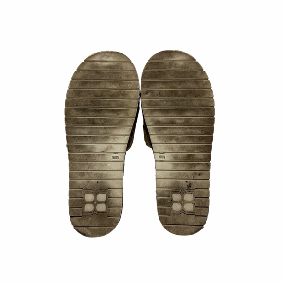 BC BG MAXAZRIA Solid Gold/Black Metallic Leather Upper Sandals - Picture 5 of 6